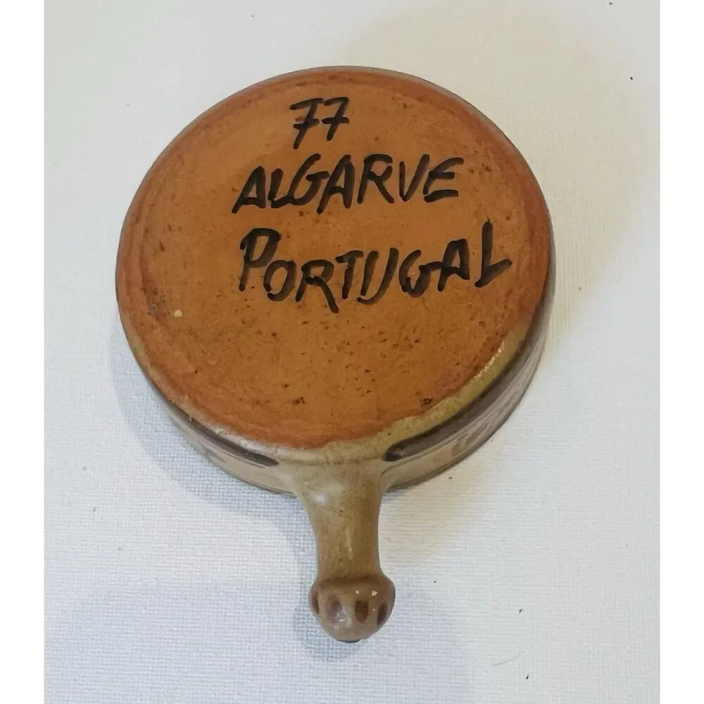 Algarve Portugal Pottery Brown Lug Handle Bowl #77 Flowers‎ 1.5 in. H Vintage